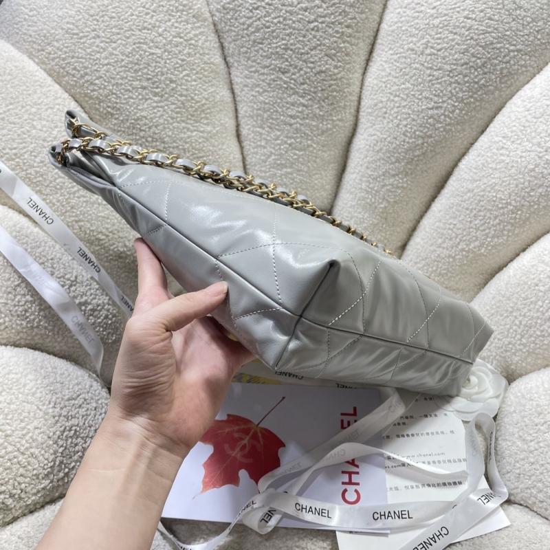 Ch**el hobo 22 bags